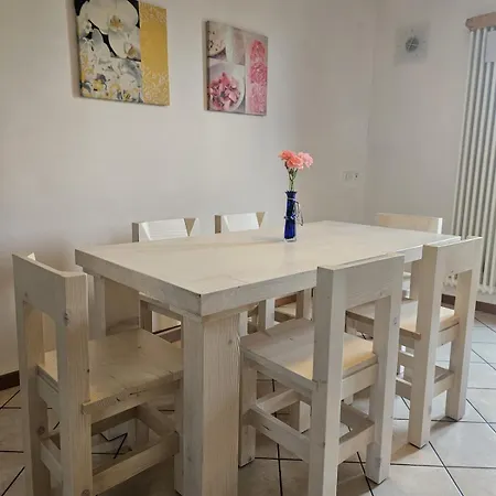 With Three Double Bedrooms Apartment Altavilla Vicentina