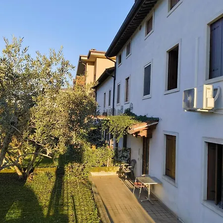 Apartment With Three Double Bedrooms